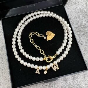 NWT - LANA DEL REY - AW PEARL NECKLACE - AMERICAN WOMAN